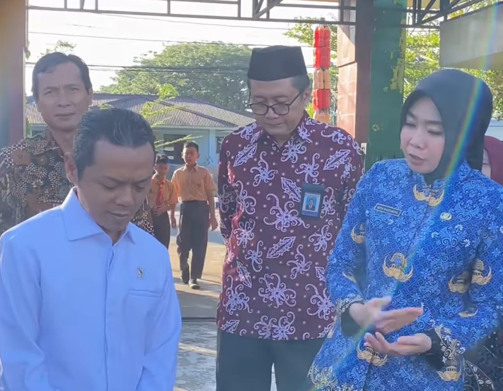 Tangkapan Layar 2025-03-25 pada 02.06.43