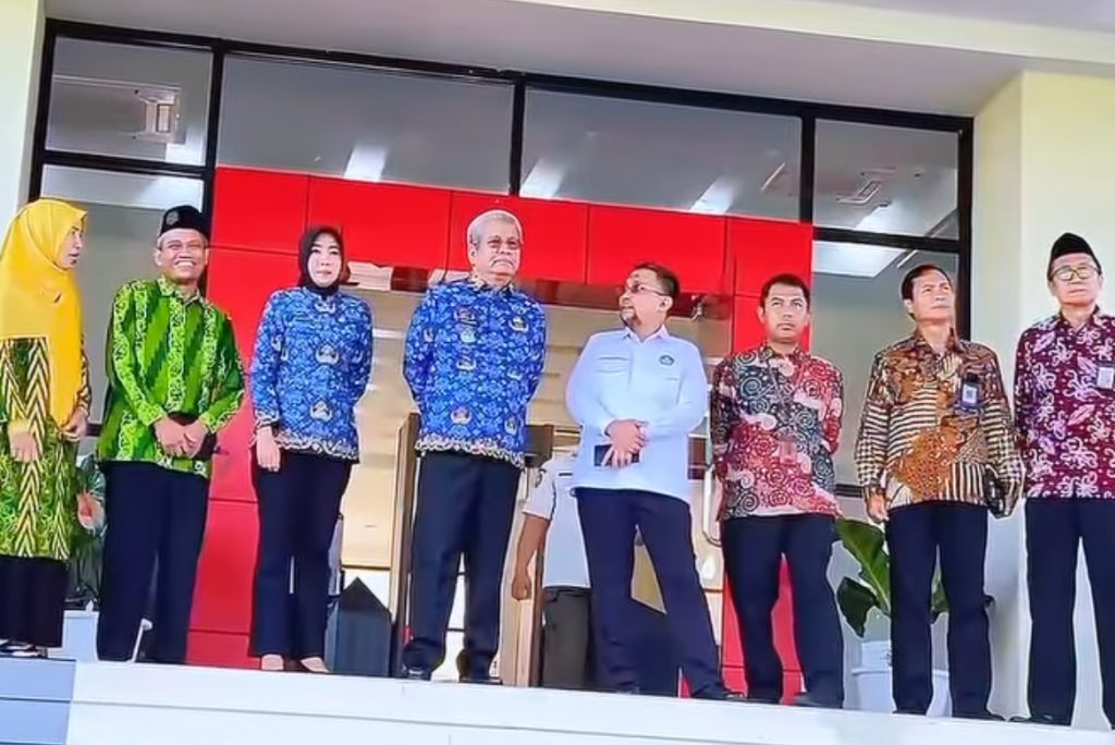 Tangkapan Layar 2025-03-25 pada 02.08.24