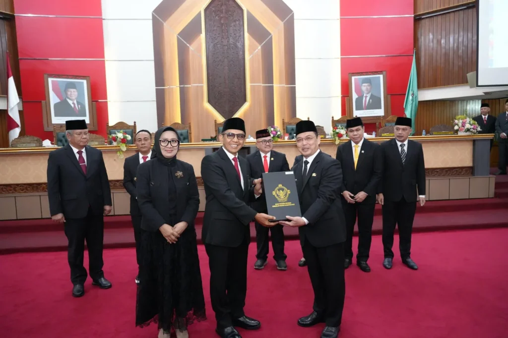 JUNI 3